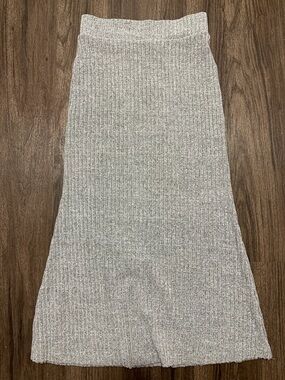 Final Touch Ribbed Midi Skirt - Light Gray